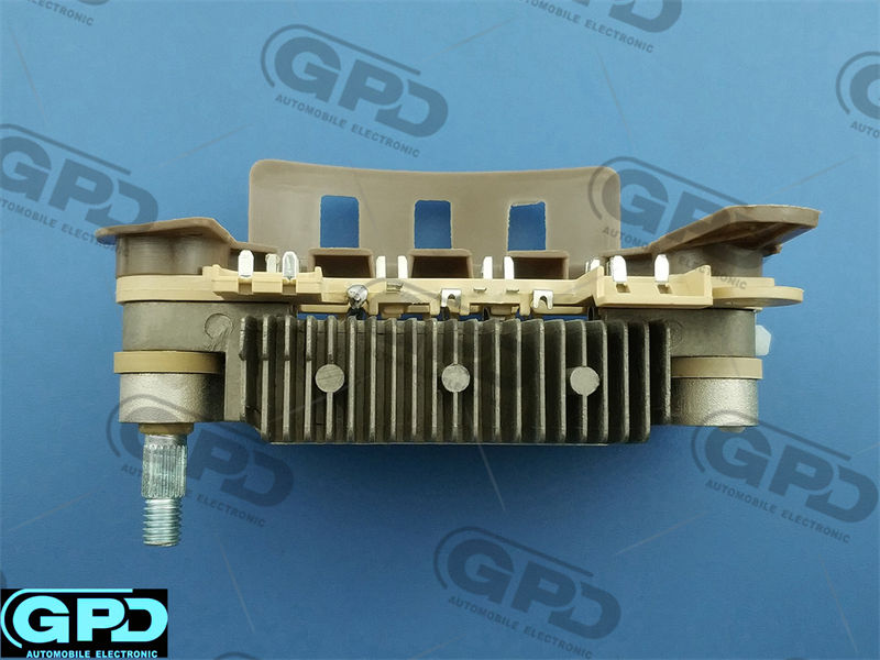 HMR8595